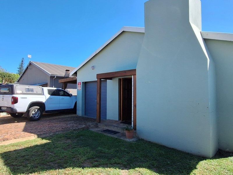 House UNDER OFFER in Riversdale - Photo 3