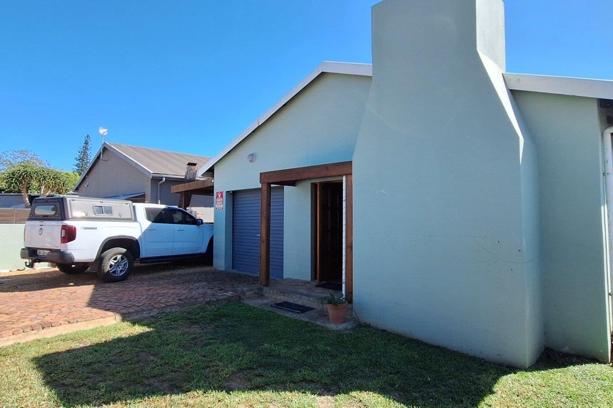 House UNDER OFFER in Riversdale - Photo 3