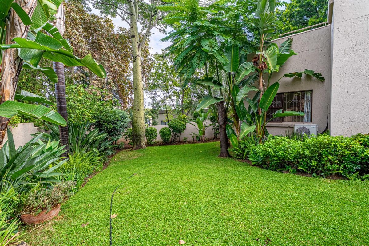 The Perfect Extended Family Home - 5 Bedrooms, Borehole and Timeless Charm in Kyalami Estate - Photo 5