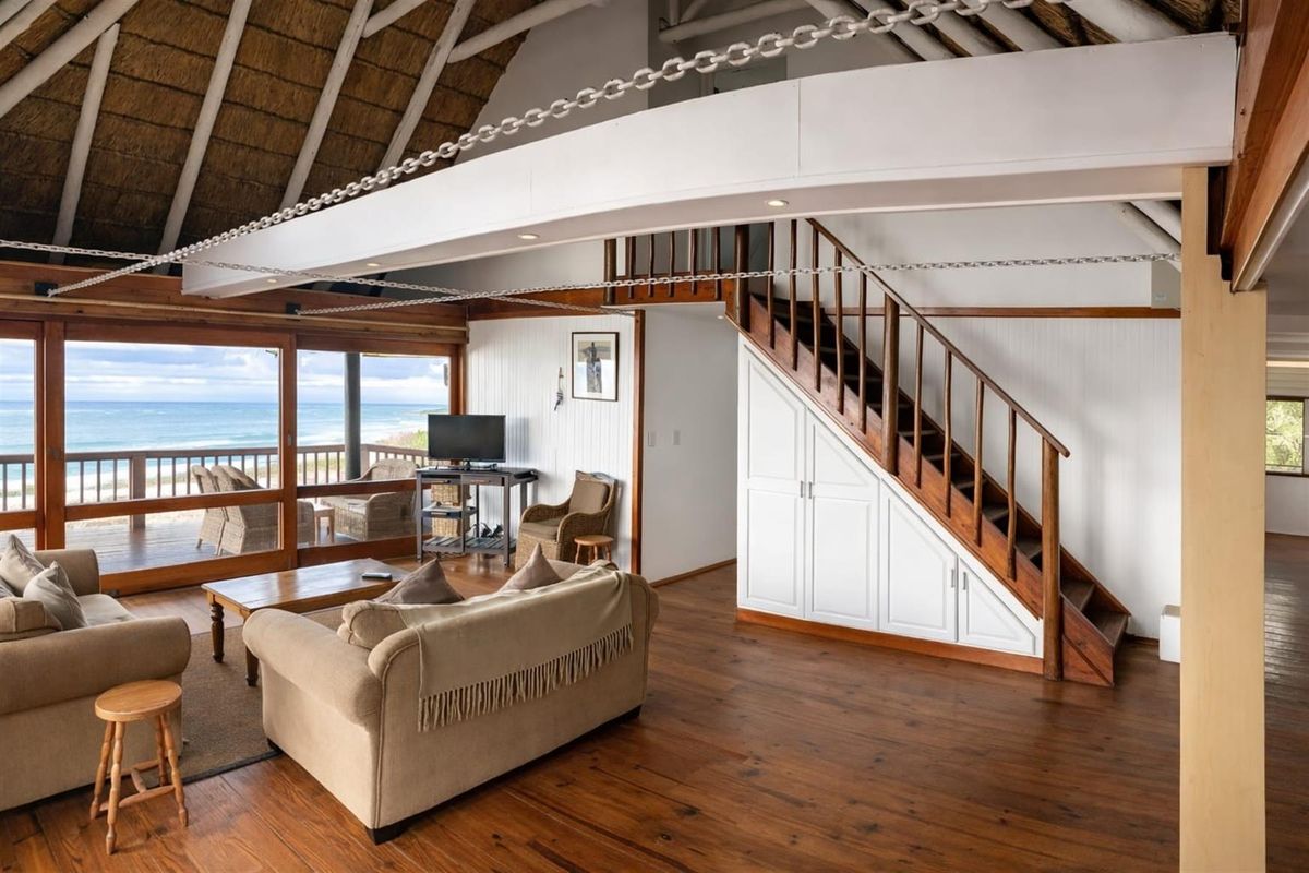 Luxury Furnished 3 Bedroom Sea View Villa for Sale at Crawford’s Beach Lodge - Photo 3