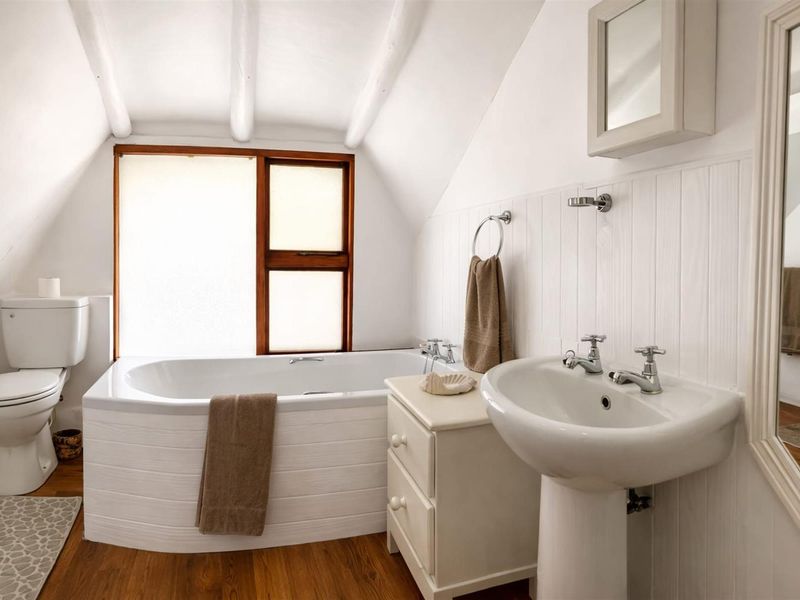 Luxury Furnished 3 Bedroom Sea View Villa for Sale at Crawford’s Beach Lodge - Photo 5