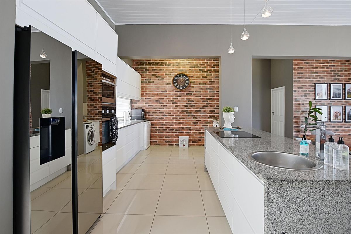 House To Rent in Parklands North, Blouberg - Photo 2