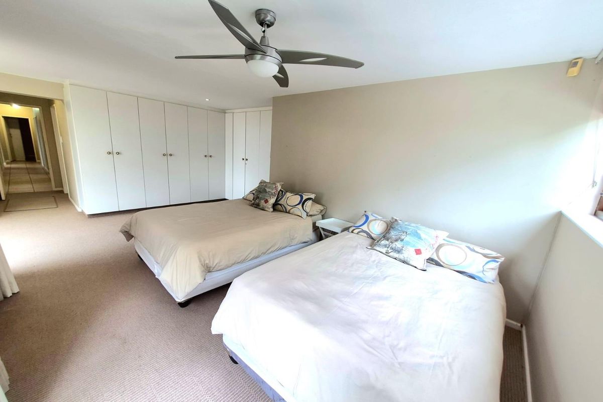 4 Bedroom Holiday Home with Pool and Surround Ocean Views for Easter Rental - Photo 2