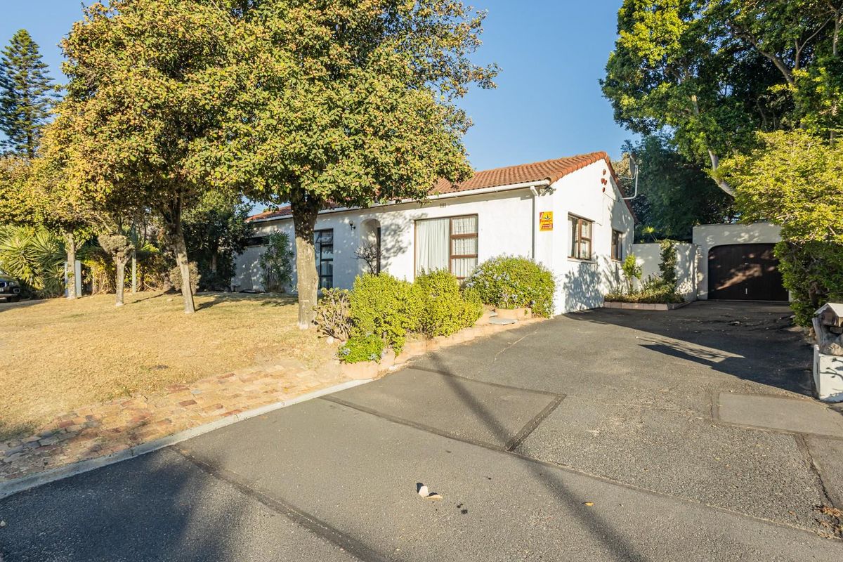 Two Dwelling Excellence in the Heart of Flamingo Vlei - Photo 4