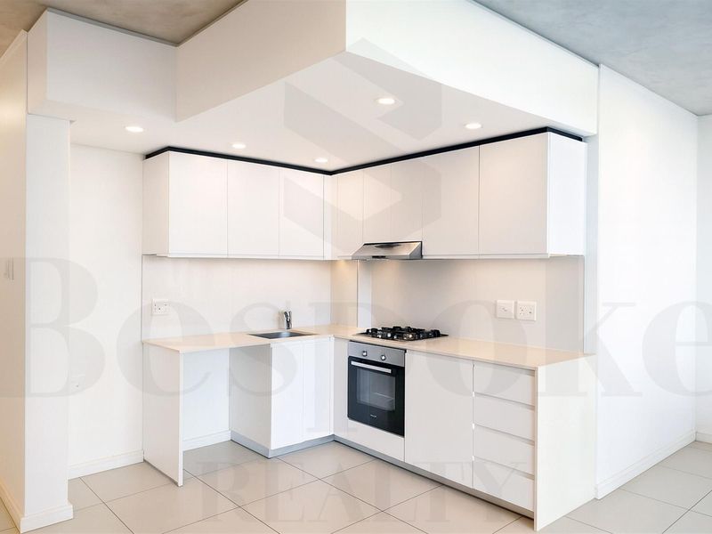 Available Immediately! Unfurnished One Apartment To Rent in Sibaya Precinct - Photo 4