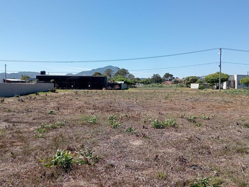 A Rare Coastal Masterpiece in Waiting - Premier Investment Stand in Fisherhaven, Hermanus - Photo 2