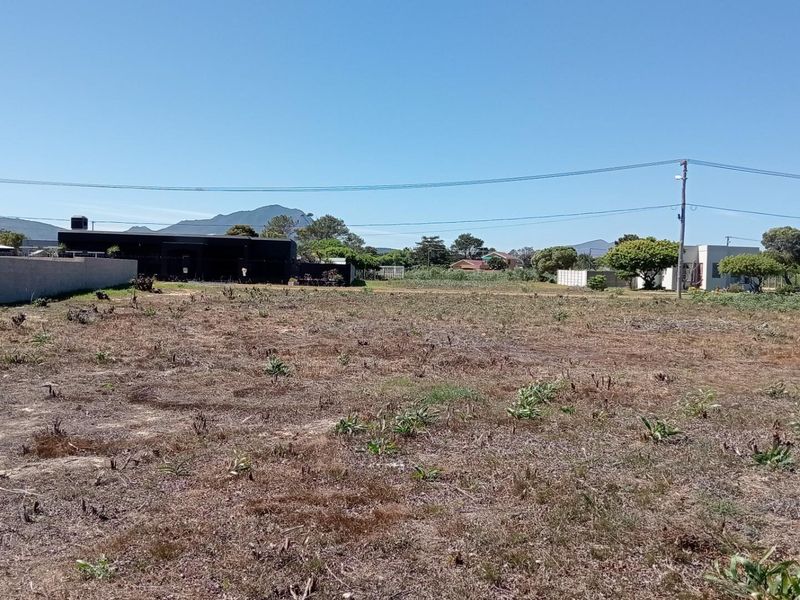 A Rare Coastal Masterpiece in Waiting - Premier Investment Stand in Fisherhaven, Hermanus - Photo 5