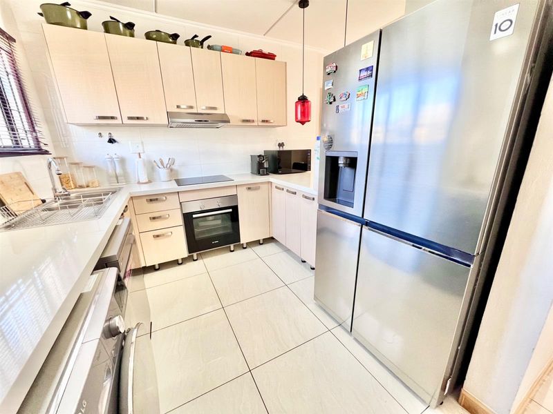 Ground Floor Apartment To Rent in Midrand - Photo 6