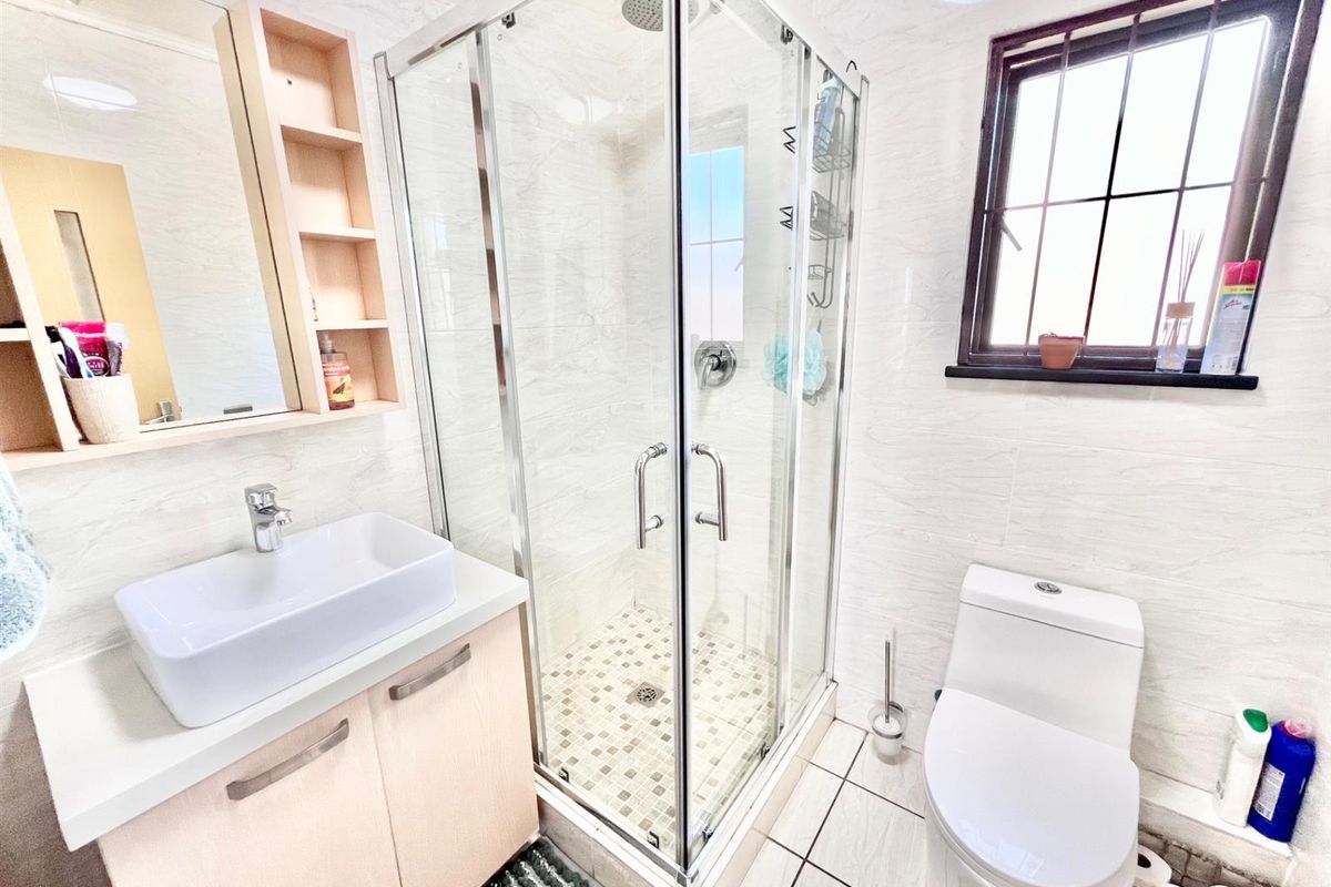 Ground Floor Apartment To Rent in Midrand - Photo 5