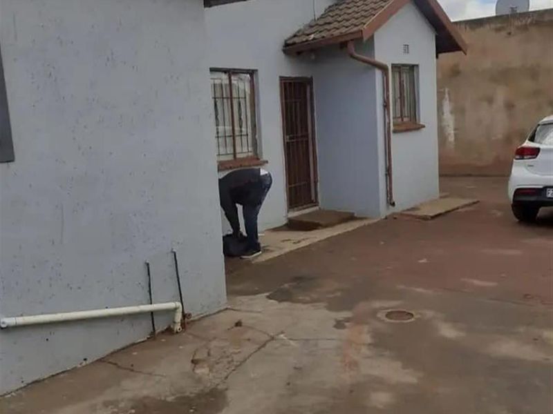 House To Rent in Protea Glen, Soweto - Photo 3