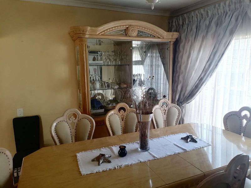 House For Sale in Norkem Park, Kempton Park - Photo 5