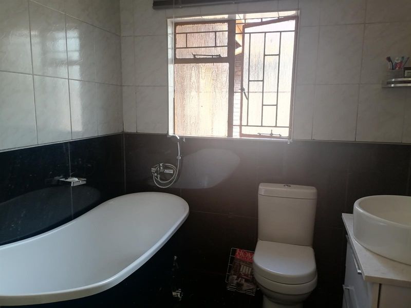 House For Sale in Norkem Park, Kempton Park - Photo 9