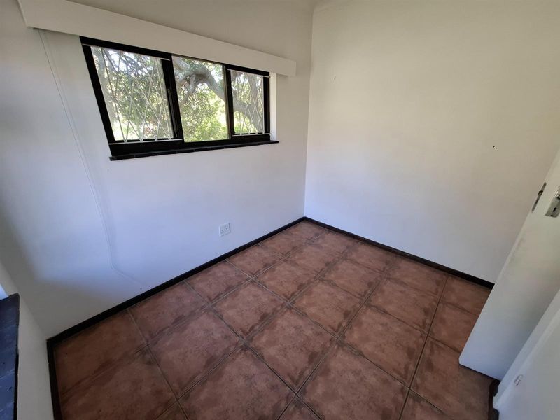 Townhouse For Sale in Uvongo Beach, Margate, KwaZulu Natal - Photo 8