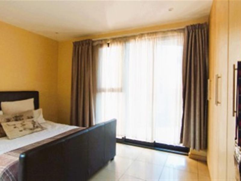 Rooihuiskraal North Sectional Title Apartment - Photo 3