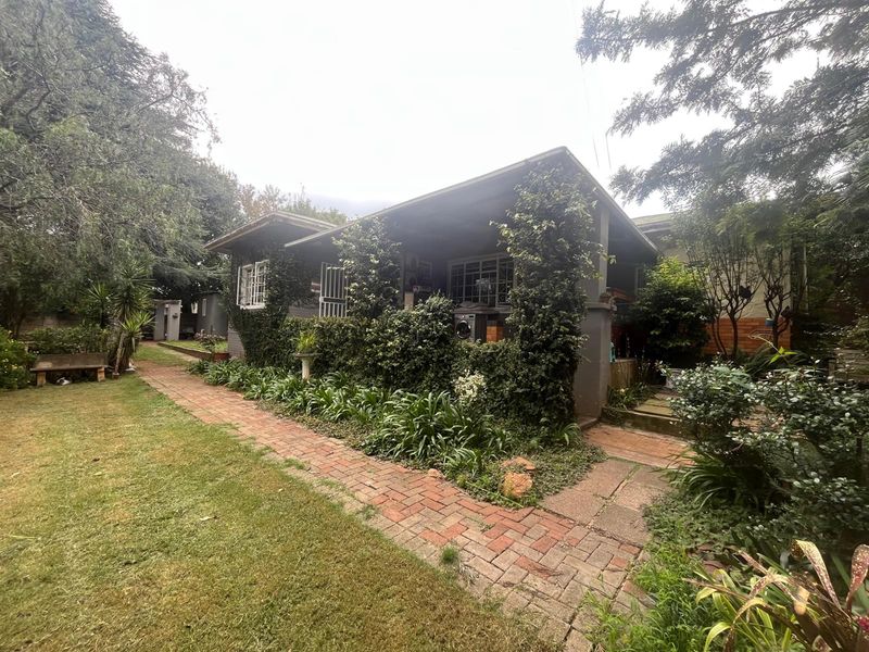 Spacious Family Home for Rent - Photo 2