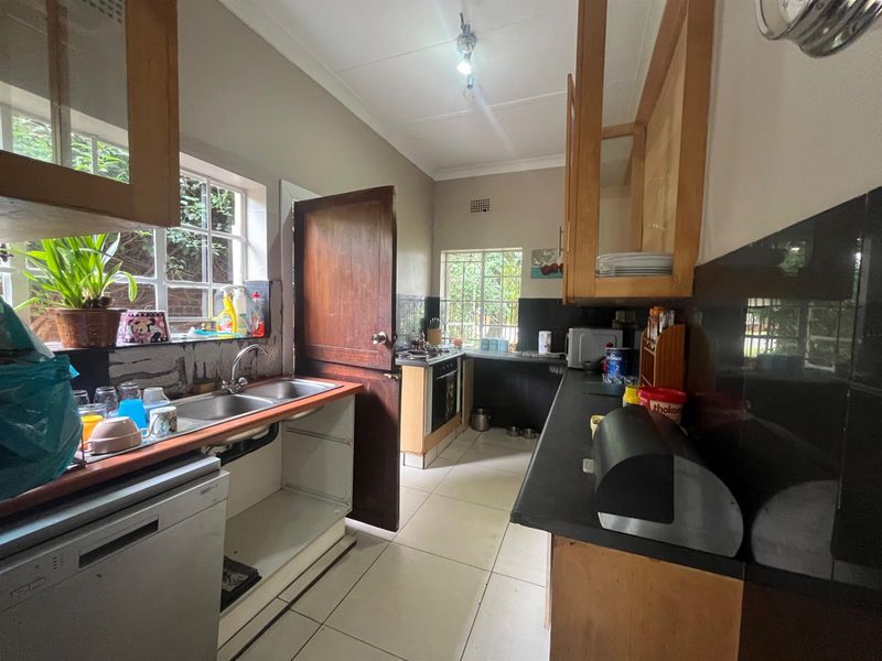 Spacious Family Home for Rent - Photo 5