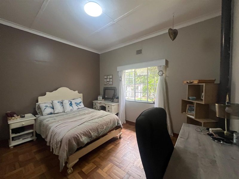 Spacious Family Home for Rent - Photo 9