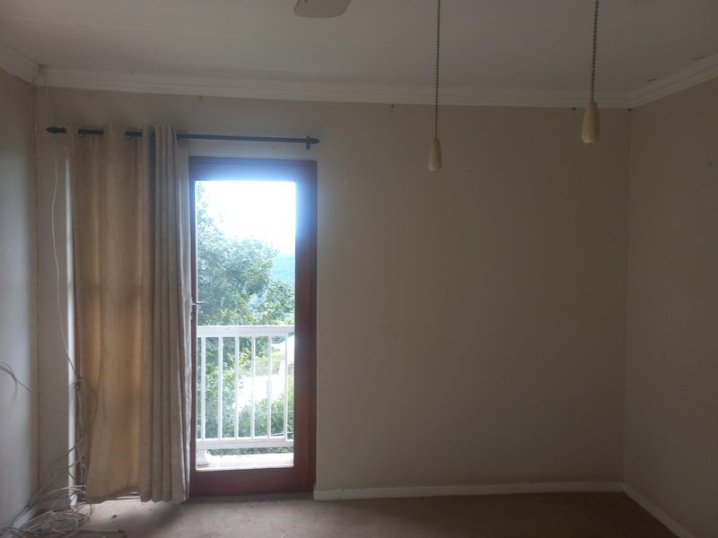 House For Sale in Athlone Pietermaritzburg KwaZulu Natal - Photo 4