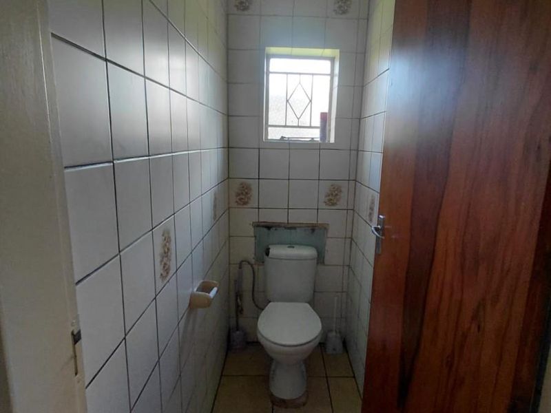 House To Rent in Brenthurst, Brakpan - Photo 7