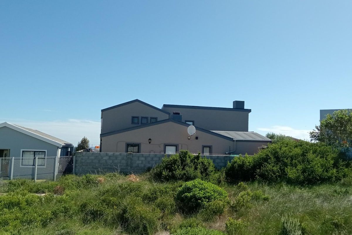 Prime Perlemoenbaai Stand with Commanding Mountain Views - Photo 5