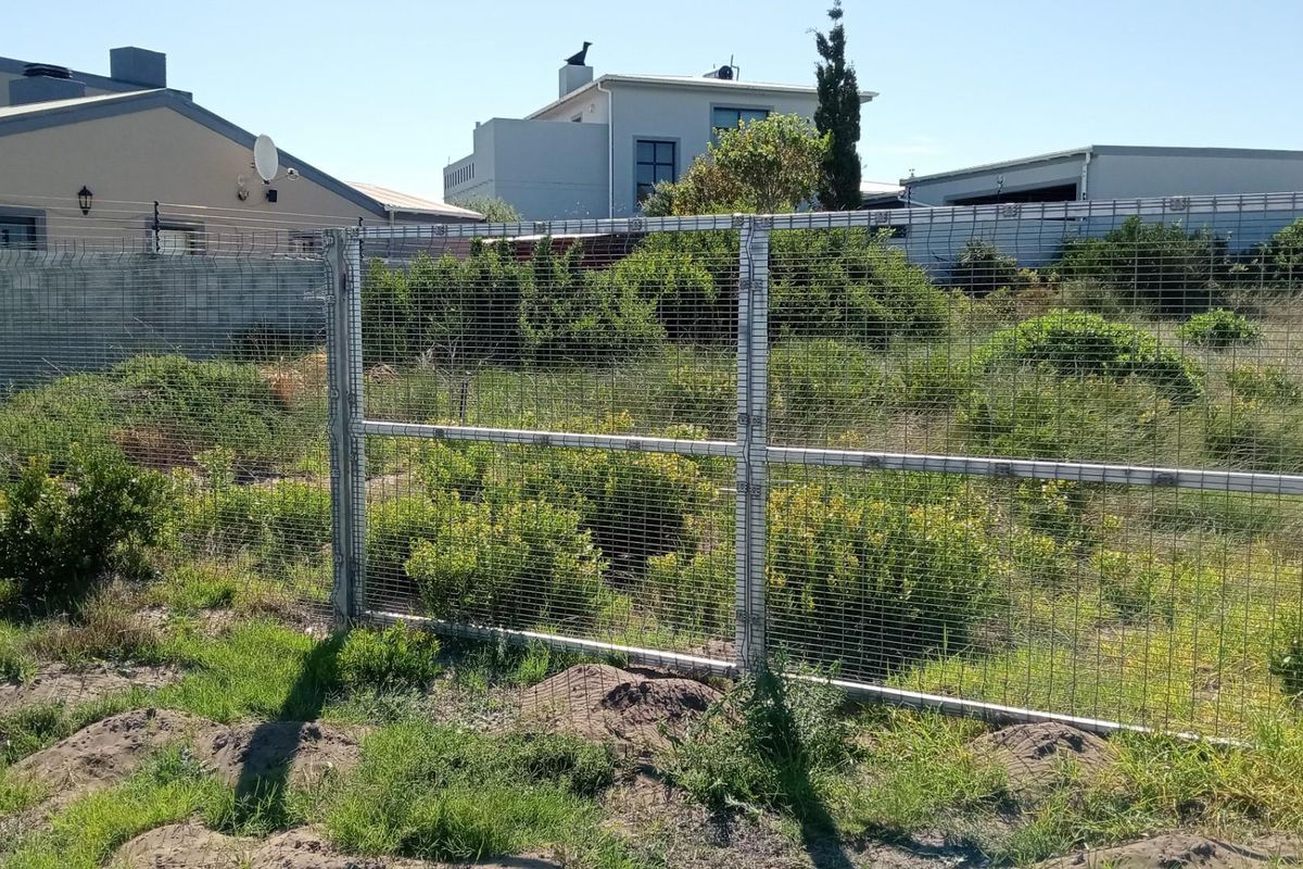 Prime Perlemoenbaai Stand with Commanding Mountain Views - Photo 2