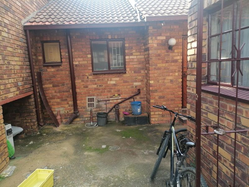 House For Sale in Birch Acres, Kempton Park - Photo 7