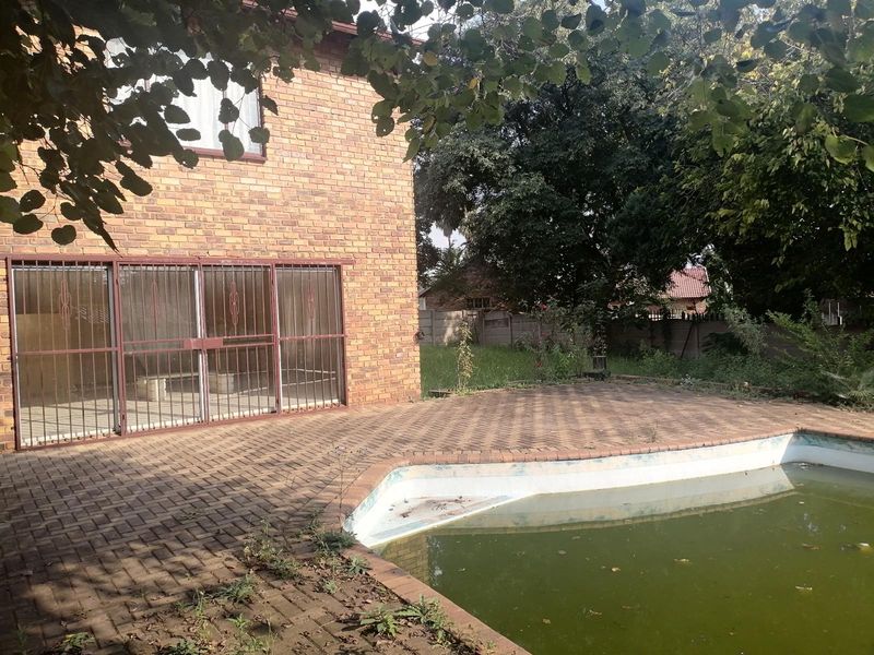 House For Sale in Birch Acres, Kempton Park - Photo 4