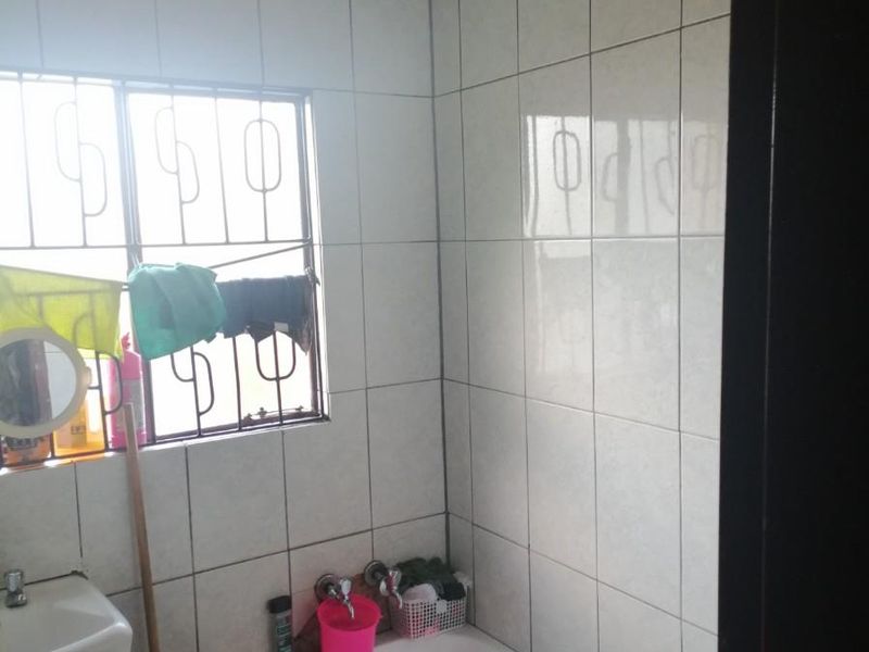 House For Sale in Norkem Park, Kempton Park - Photo 8