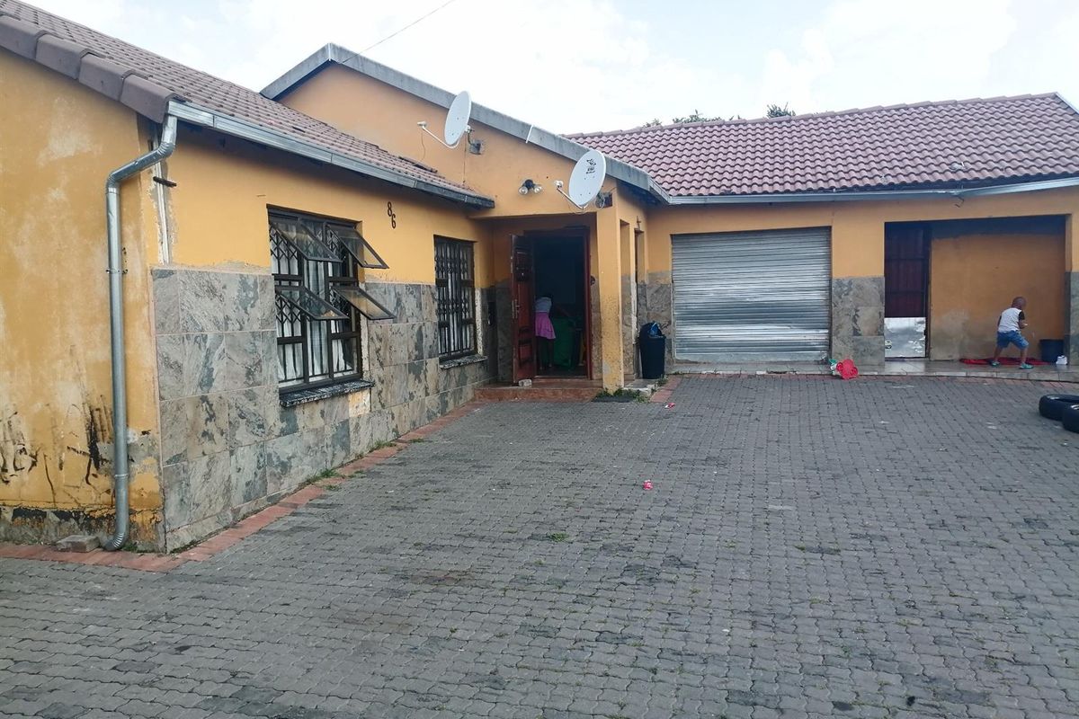 House For Sale in Norkem Park, Kempton Park - Photo 3