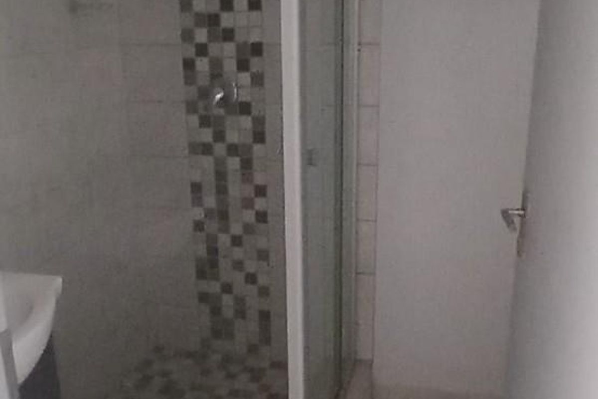 Studio Apartment For Sale in Pretoria North, Pretoria - Photo 5