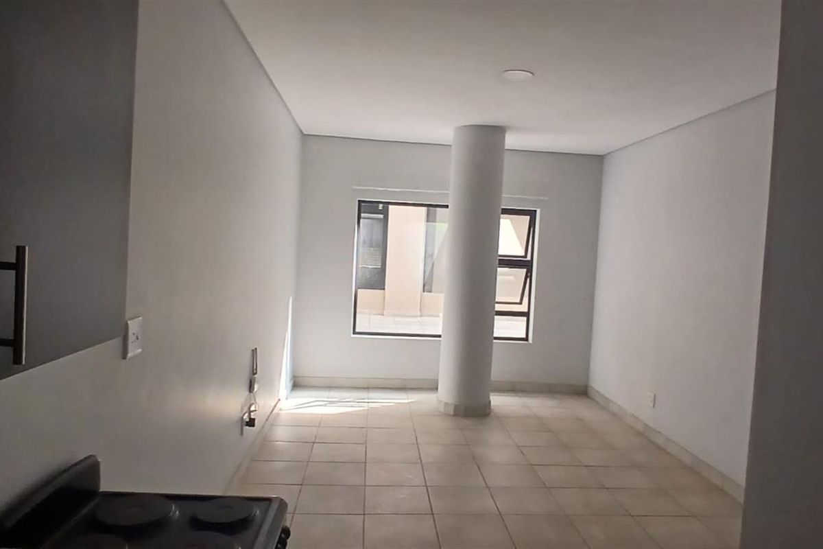 Studio Apartment For Sale in Pretoria North, Pretoria - Photo 2