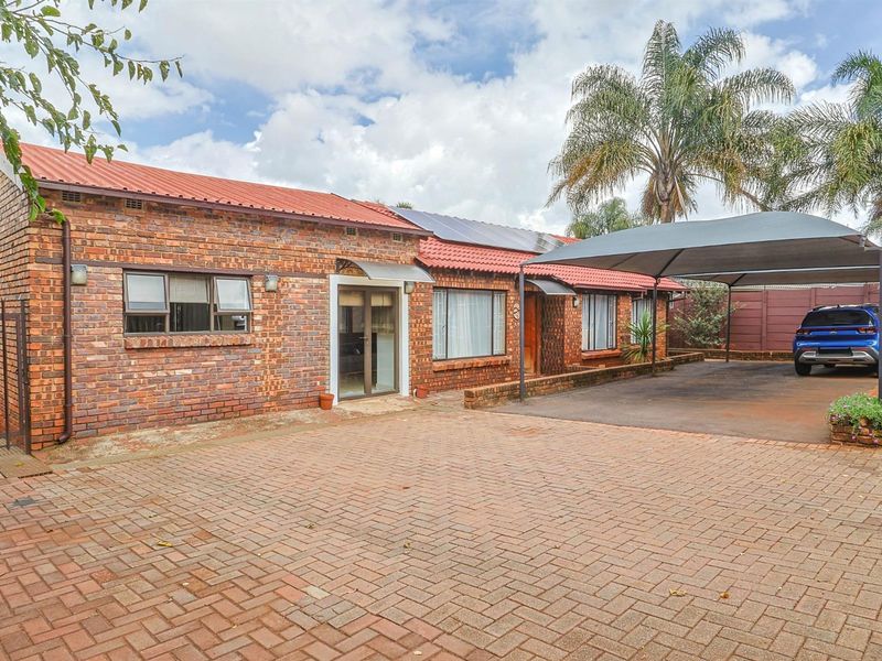 NEVER TO BE REPEATED AT THIS PRICE - URGENT SALE!! - Photo 2