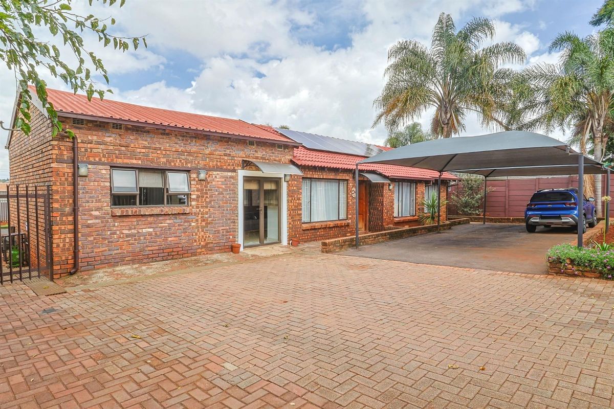 NEVER TO BE REPEATED AT THIS PRICE - URGENT SALE!! - Photo 2