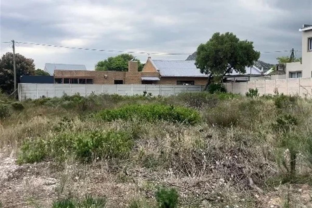 600 sqm plot in Picturesque Pringle Bay , close to the seaa with awesome view - Photo 3