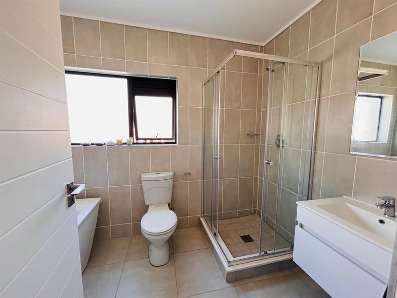 2 Bedroom Apartment in Ballito Hills Central - Photo 10