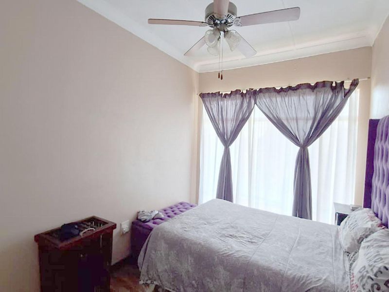 Apartment for Sale in Strubenvale - Photo 6