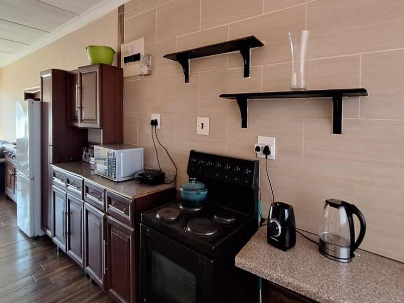 Apartment for Sale in Strubenvale - Photo 2