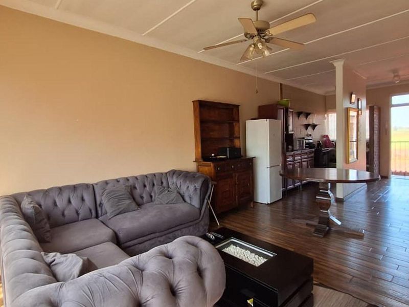 Apartment for Sale in Strubenvale - Photo 4