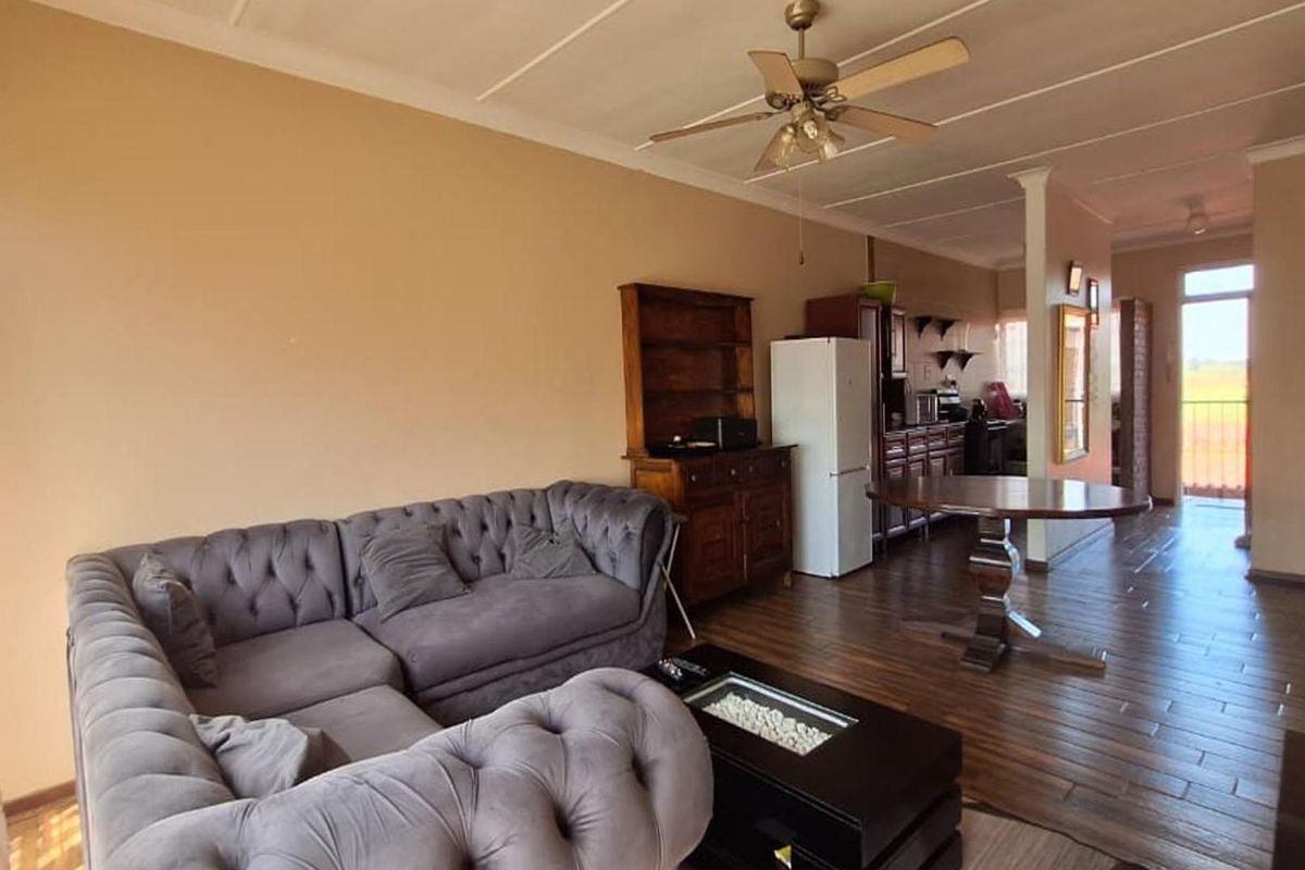 Apartment for Sale in Strubenvale - Photo 4