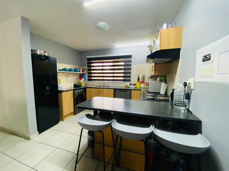 Apartment For Sale in Vanderbijlpark SW 5, Vanderbijlpark SW, Vanderbijlpark - Photo 6