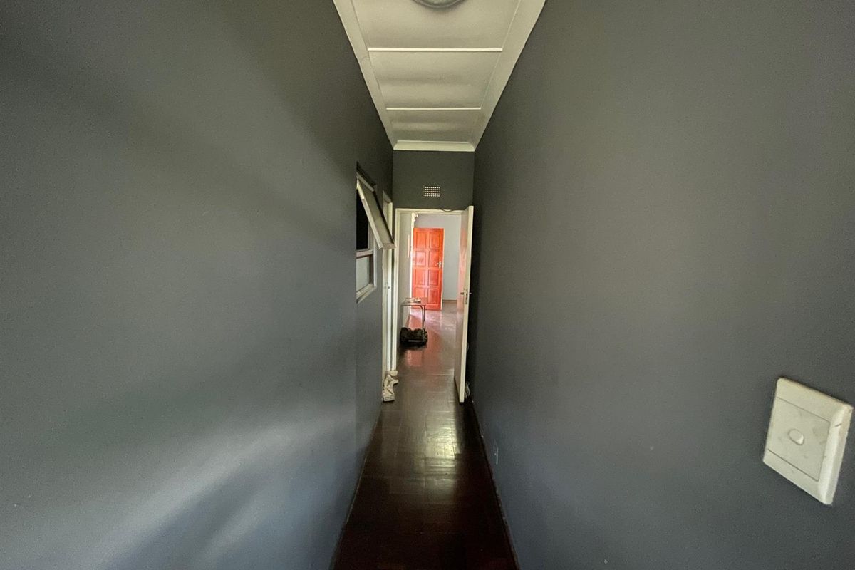 5 Bed Investment Property for Sale in Sunnyside. - Photo 3