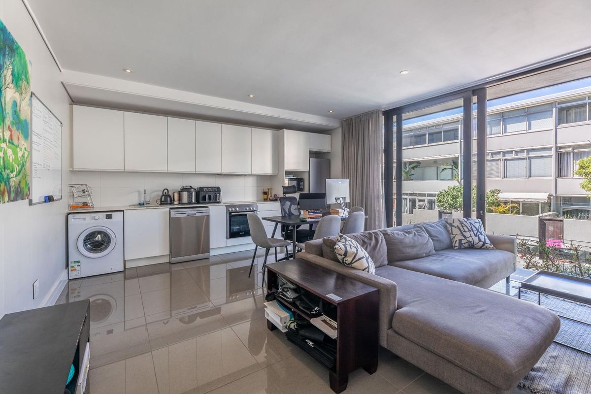 Modern Exclusive 1 Bedroom Apartment - Photo 2