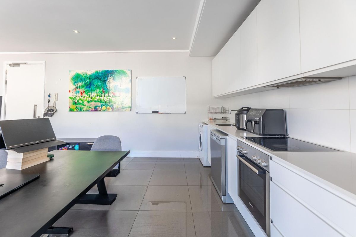 Modern Exclusive 1 Bedroom Apartment - Photo 5