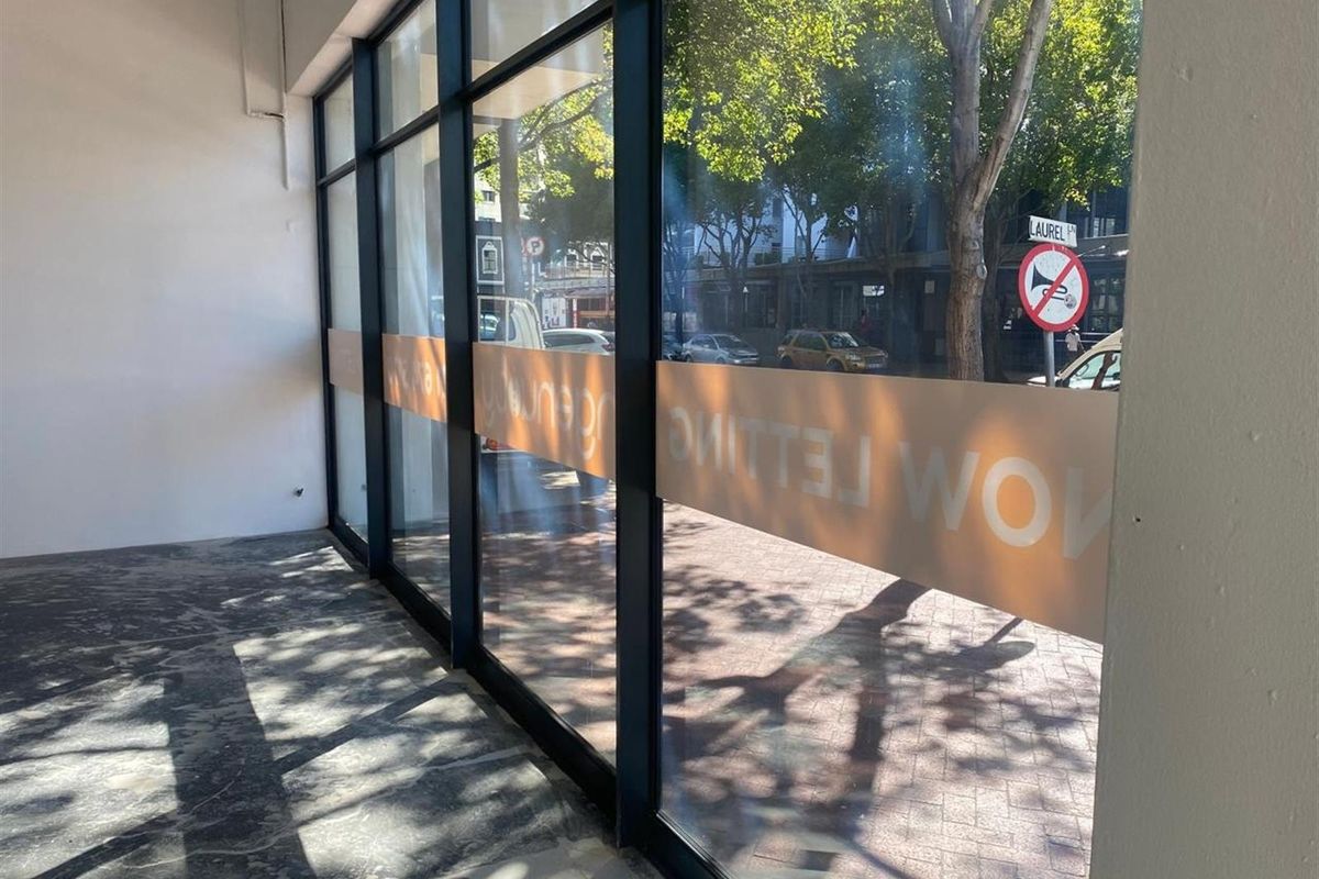 Retail Space To Rent in Claremont, Cape Town - Photo 3