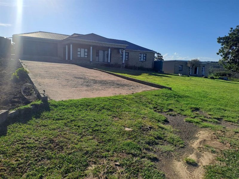 House For Sale in East London, Rural Cash only - Photo 2