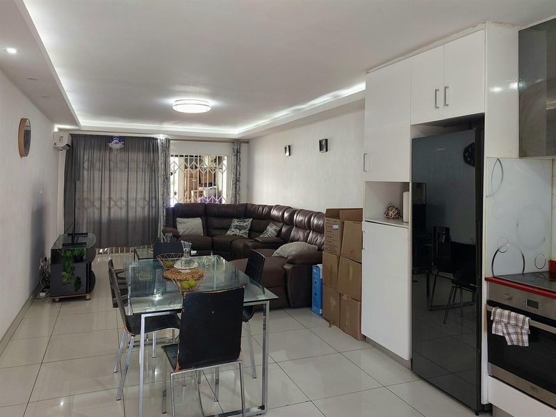 Stepless Garden Apartment For Sale in Musgrave, Durban, KwaZulu Natal - Photo 4