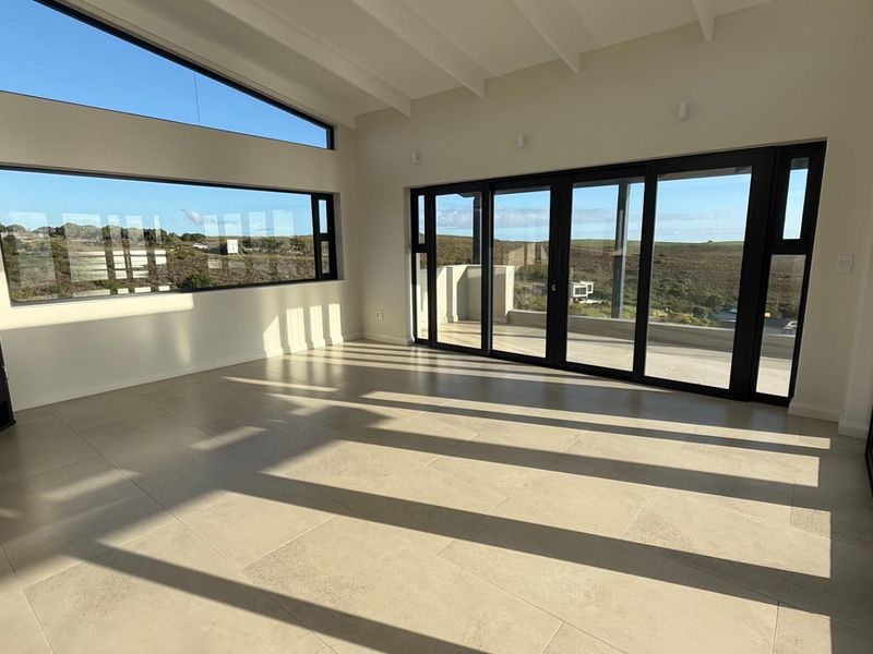 House For Sale in Fernwood Estate Knysna Western Cape - Photo 5