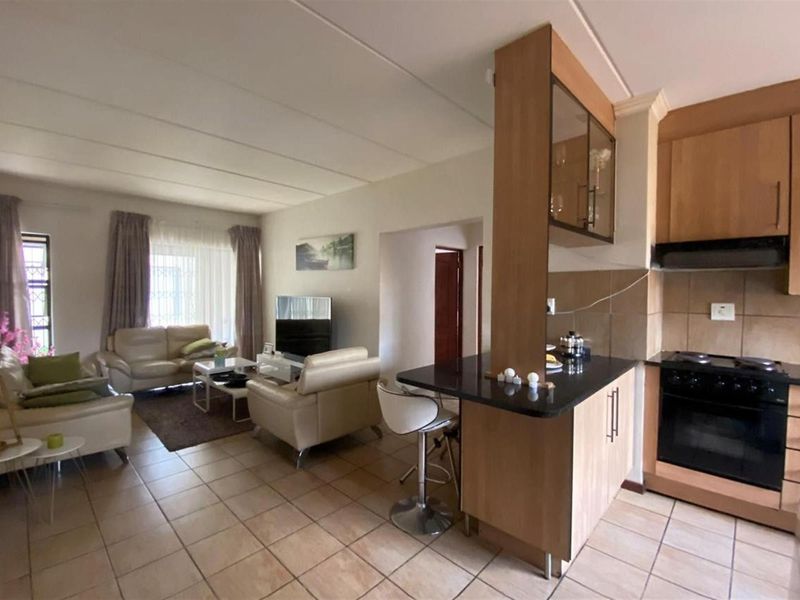 Apartment For Sale in Sasolburg Central, Sasolburg - Photo 7