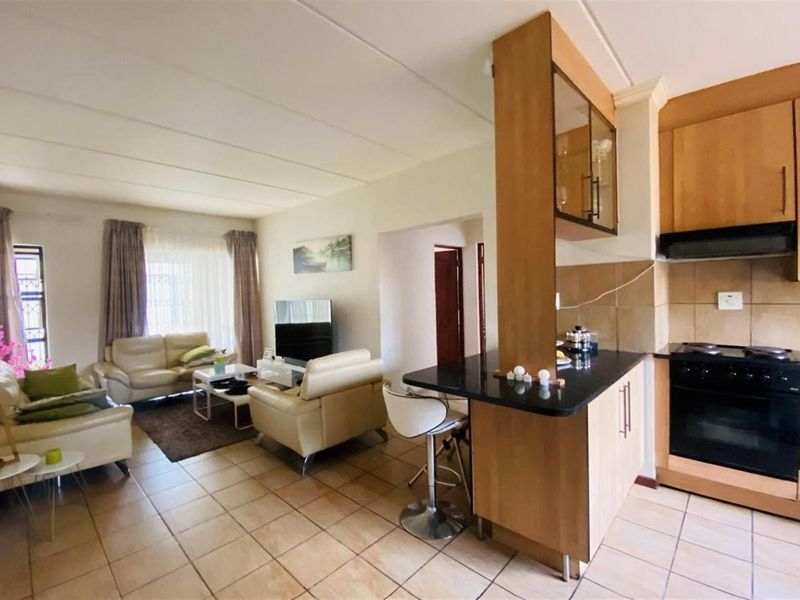 Apartment For Sale in Sasolburg Central, Sasolburg - Photo 10
