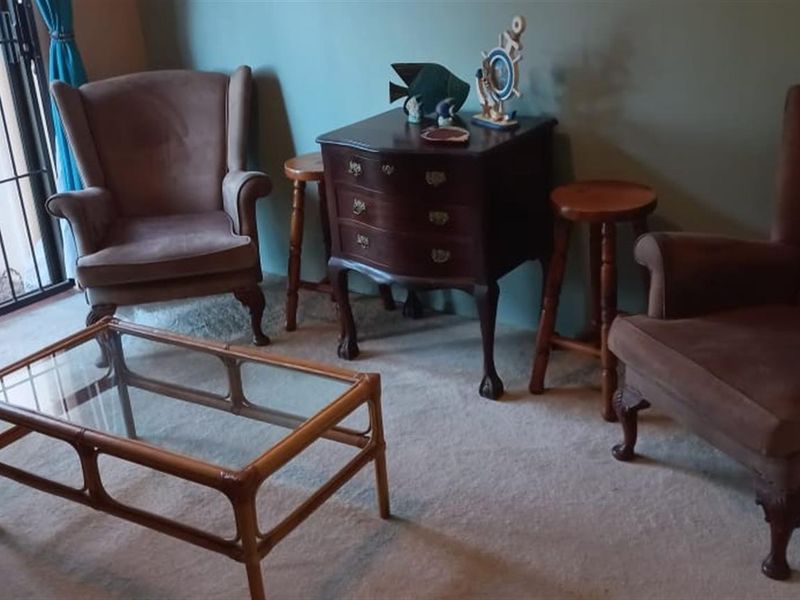 Garden Cottage - PALM BEACH - Fully Furnished | Electricity/Water INCLUDED - Photo 8